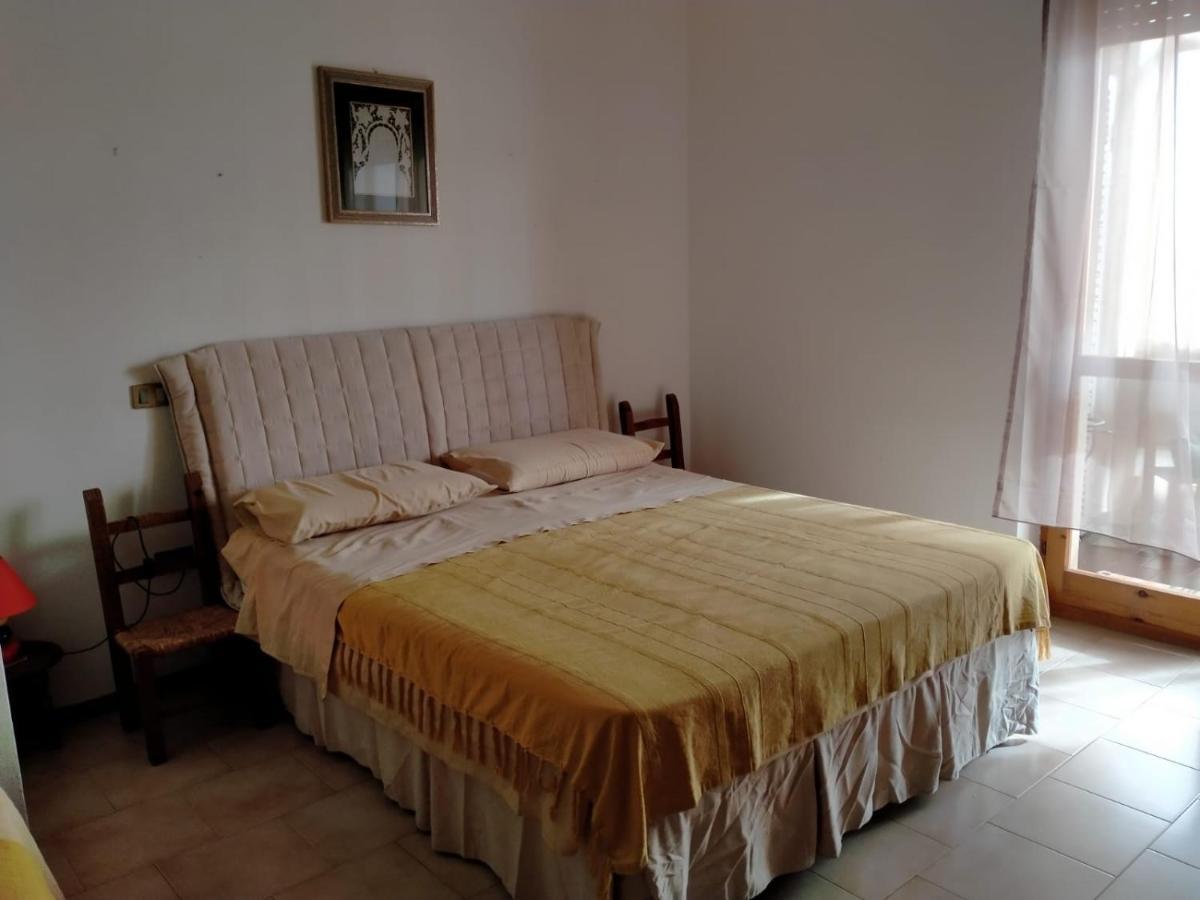 La Casedda Di Zietta Aggius Экстерьер фото