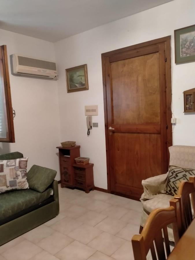 La Casedda Di Zietta Aggius Экстерьер фото